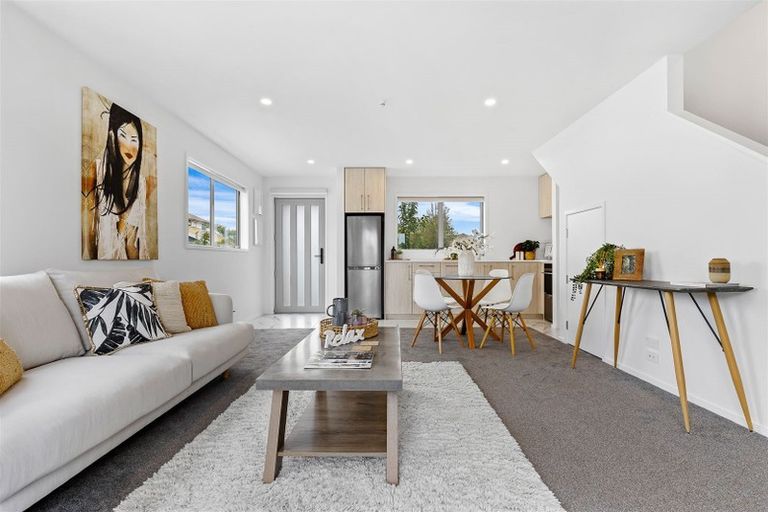 Photo of property in 2/88 Peverel Street, Riccarton, Christchurch, 8041