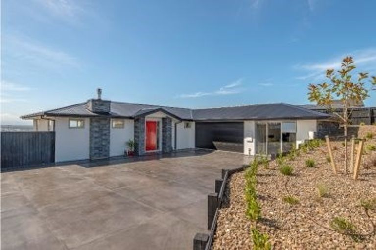 Photo of property in 94 Ravensdale Rise, Westmorland, Christchurch, 8025