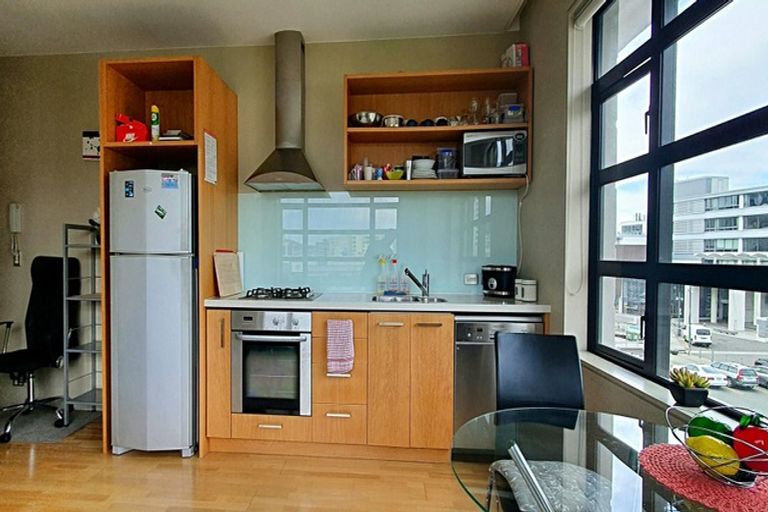 Photo of property in Chaffers Dock, 213/22 Herd Street, Te Aro, Wellington, 6011