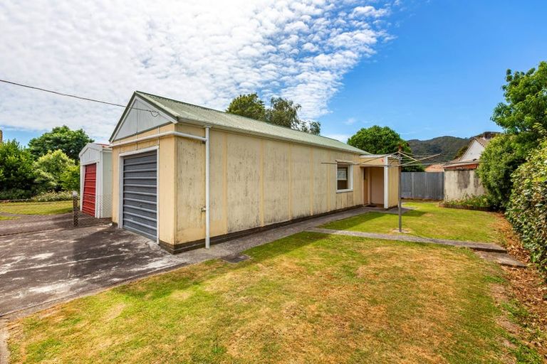 Photo of property in 1036 Taita Drive, Taita, Lower Hutt, 5011