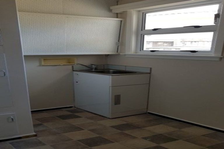 Photo of property in 24 Burns Street, Tawhero, Whanganui, 4501