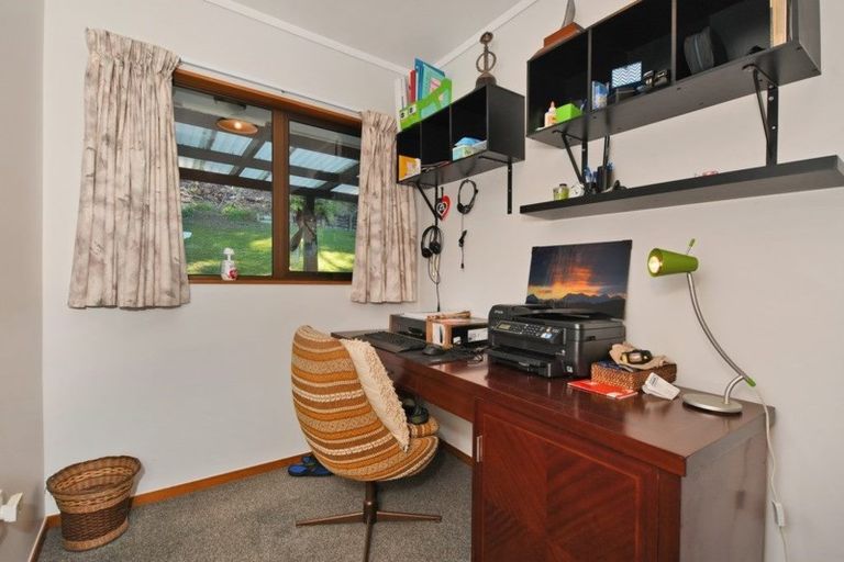 Photo of property in 15 Old Parua Bay Road, Parahaki, Whangarei, 0112