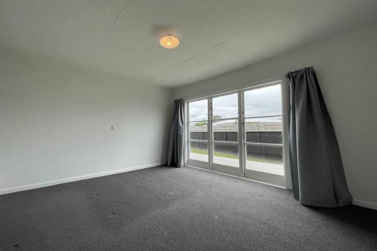 Photo of property in 5a Bradford Place, Awapuni, Palmerston North, 4412