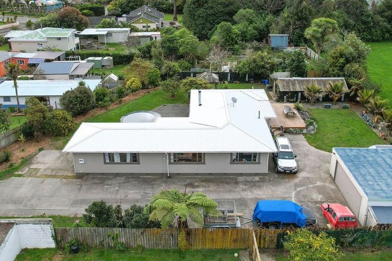 Photo of property in 96 Waerenga Road, Otaki, 5512