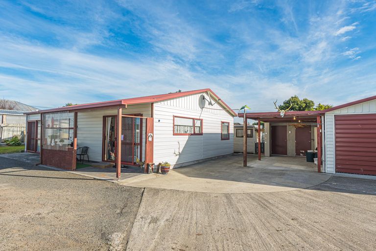 Photo of property in 18a Swiss Avenue, Gonville, Whanganui, 4501