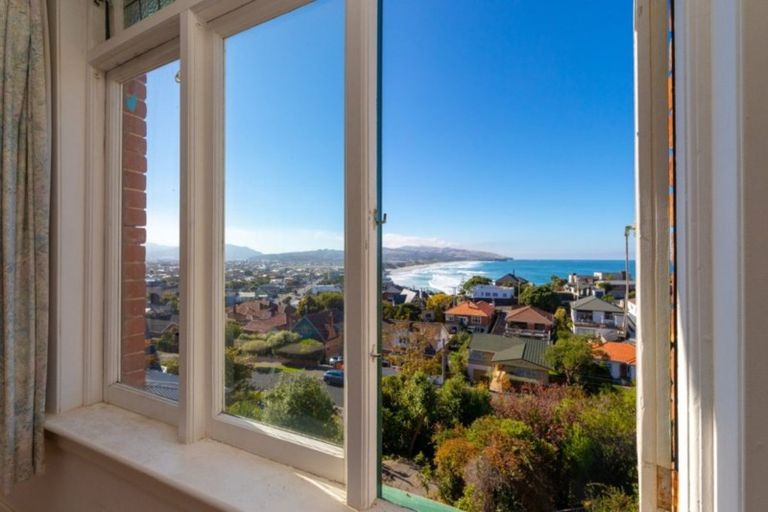 Photo of property in 100 Norfolk Street, Saint Clair, Dunedin, 9012