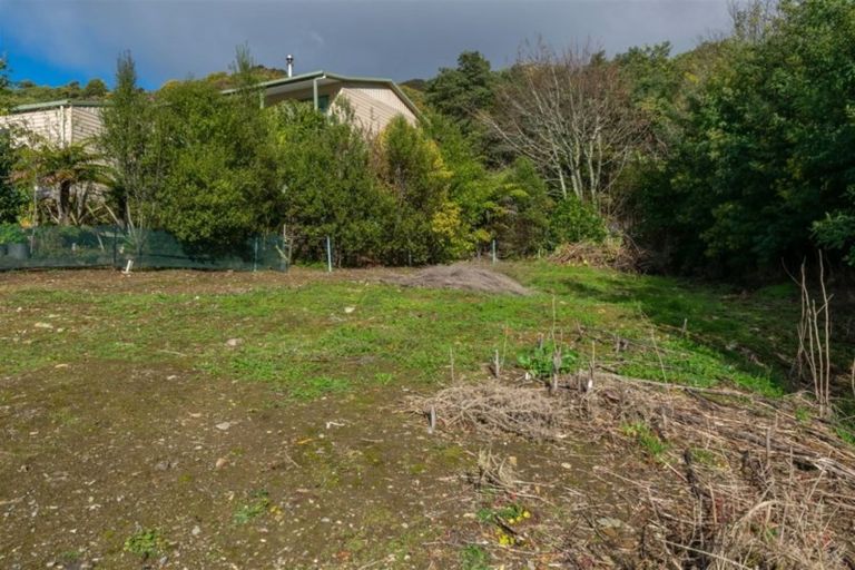 Photo of property in 1 Takorika Street, Havelock, 7100