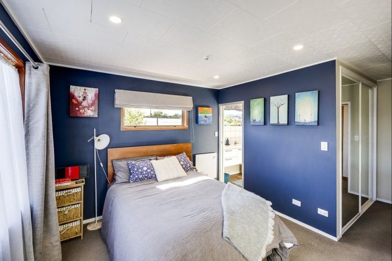 Photo of property in 14 Given Street, Havelock North, 4130