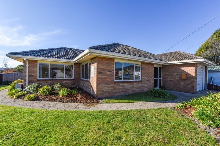 Photo of property in 68 Parkers Road, Tahunanui, Nelson, 7011