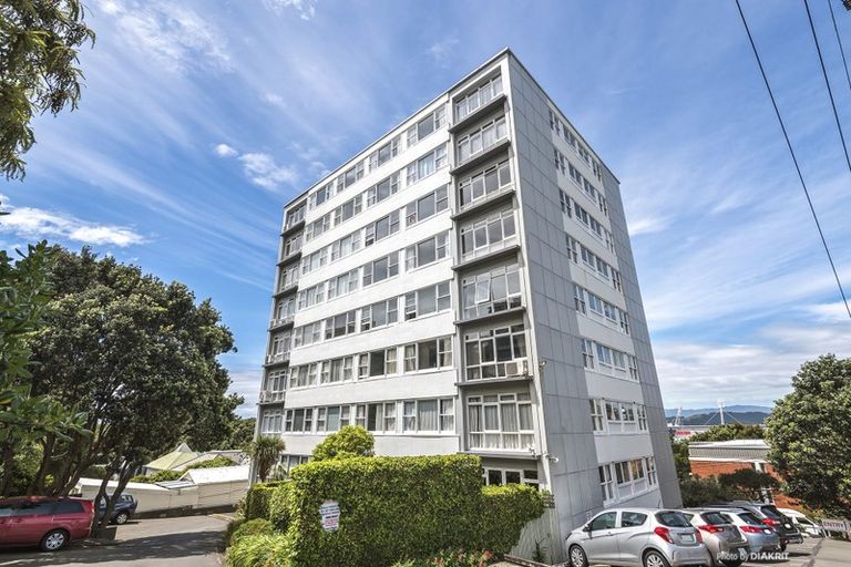 Photo of property in Newman Court Apartments, 2 Newman Terrace, Thorndon, Wellington, 6011
