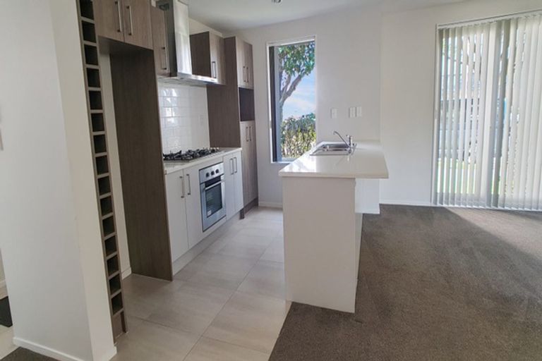 Photo of property in 27 Arion Road, Takanini, 2112