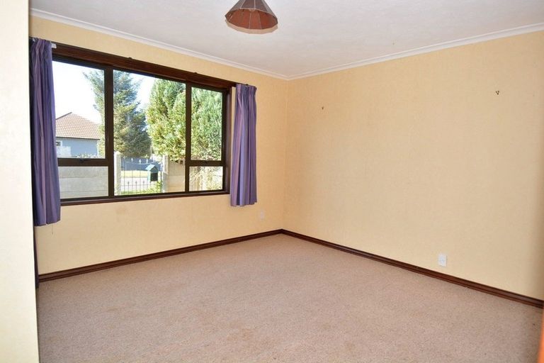 Photo of property in 249 Princes Street, Strathern, Invercargill, 9812