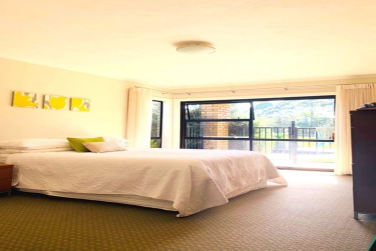 Photo of property in 18 Bristol Road, Whenuapai, Auckland, 0618