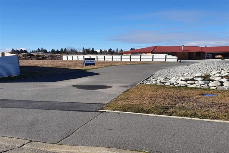 Photo of property in 13 Greenfield Place, Twizel, 7901