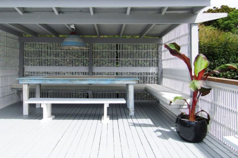 Photo of property in 82 Rangitane Loop Road, Kerikeri, 0294