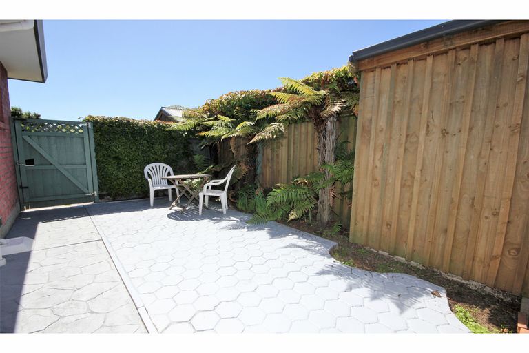 Photo of property in 2/1 Dellow Place, Spreydon, Christchurch, 8024