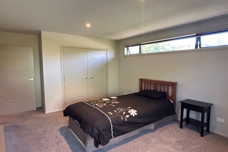 Photo of property in 1 Valley Crescent, Wanaka, 9305