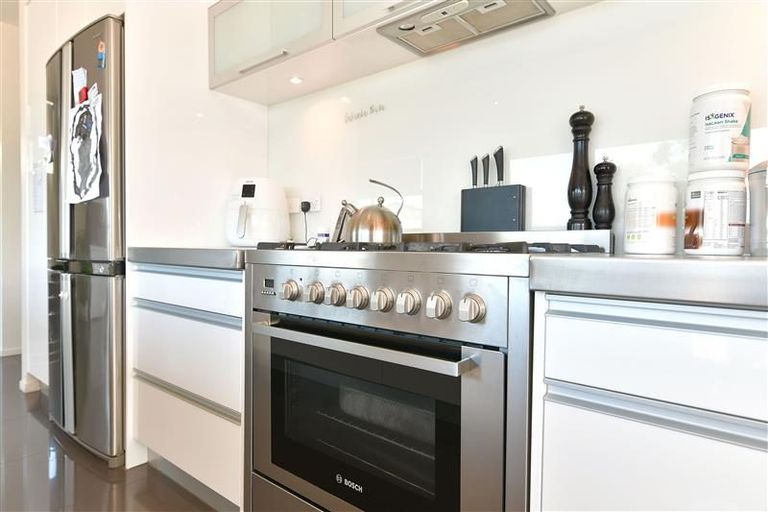 Photo of property in 855 Whangaparaoa Road, Manly, Whangaparaoa, 0930