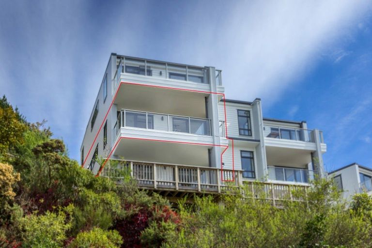 Photo of property in 3/69 Tiketike Way, Brooklyn, Wellington, 6021