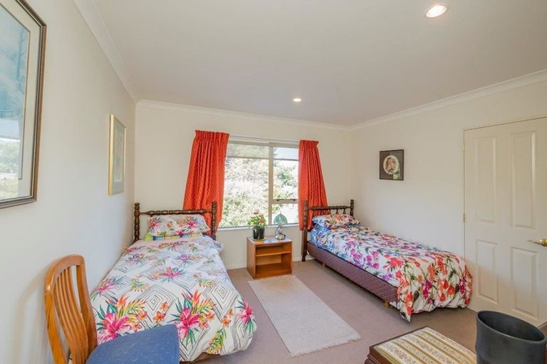 Photo of property in 39 Rutherford Drive, Waikanae Beach, Waikanae, 5036