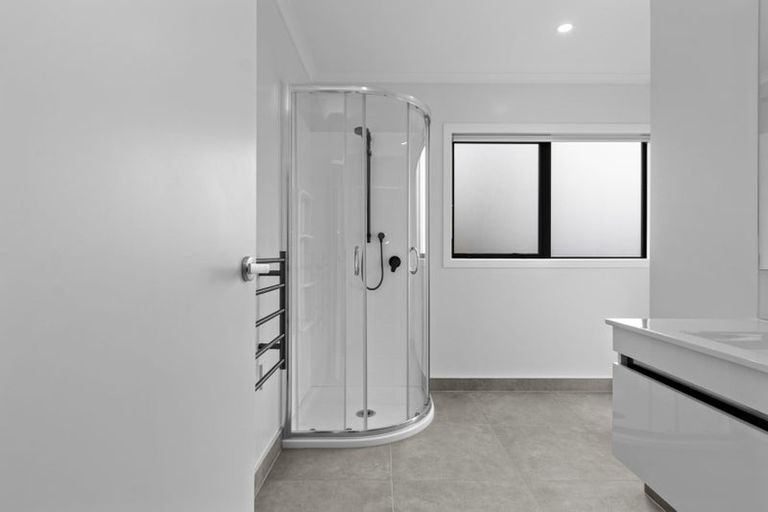 Photo of property in 1/54 Wellington Street, Howick, Auckland, 2014