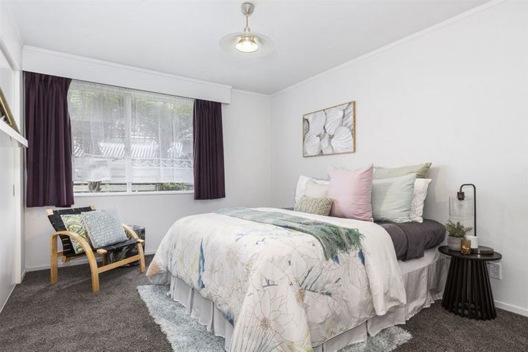 Photo of property in 45 Hicks Close, Whitby, Porirua, 5024