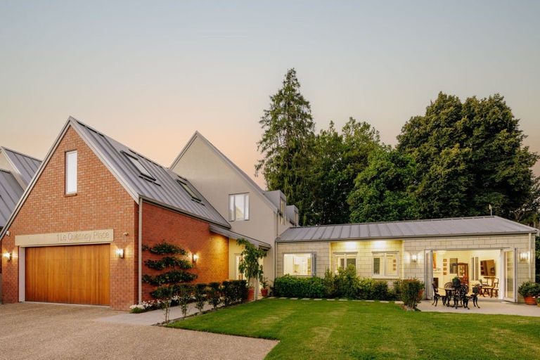 Photo of property in 1 Le Quesnoy Place, Cambridge, 3434