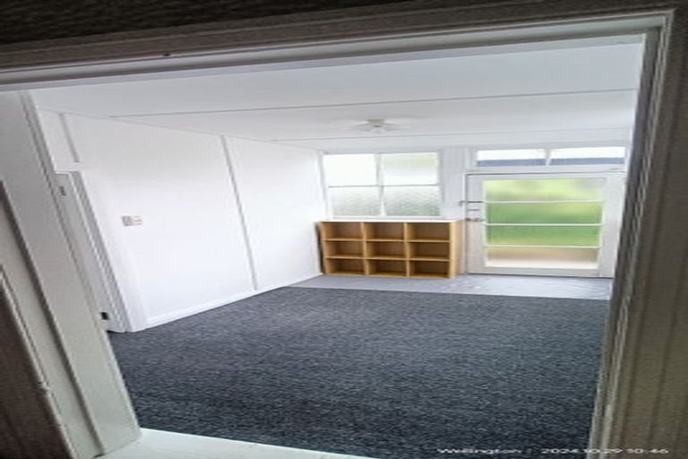Photo of property in 1/50 Clyde Street, Island Bay, Wellington, 6023