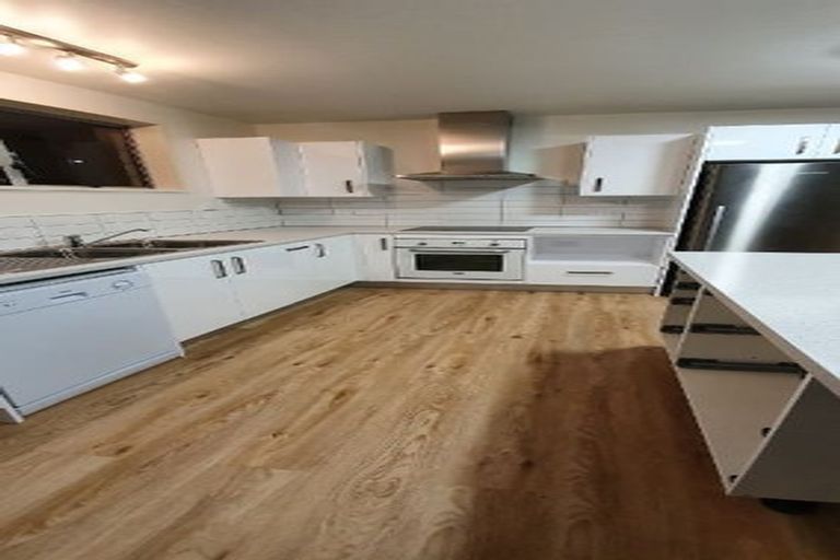 Photo of property in 20b Siska Place, Upper Riccarton, Christchurch, 8041