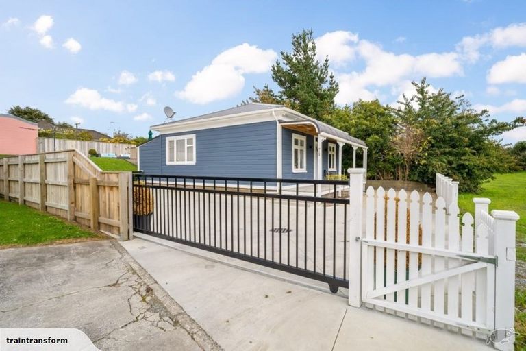 Photo of property in 71a Clouston Park Road, Clouston Park, Upper Hutt, 5018