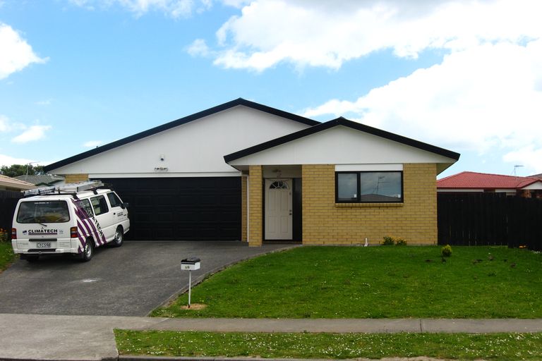 Photo of property in 56 Robert Ross Place, Clendon Park, Auckland, 2103