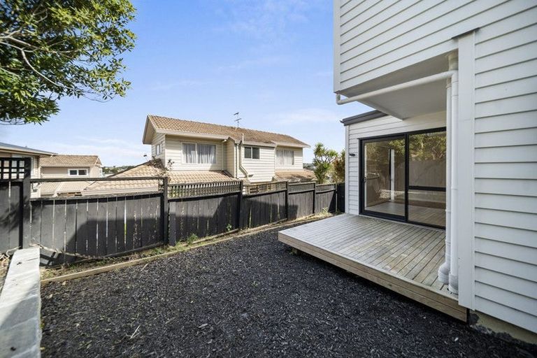 Photo of property in 44c Blakeborough Drive, Forrest Hill, Auckland, 0620
