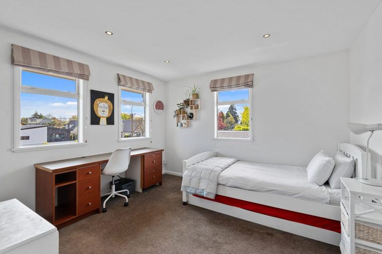 Photo of property in 186 Clyde Road, Burnside, Christchurch, 8053