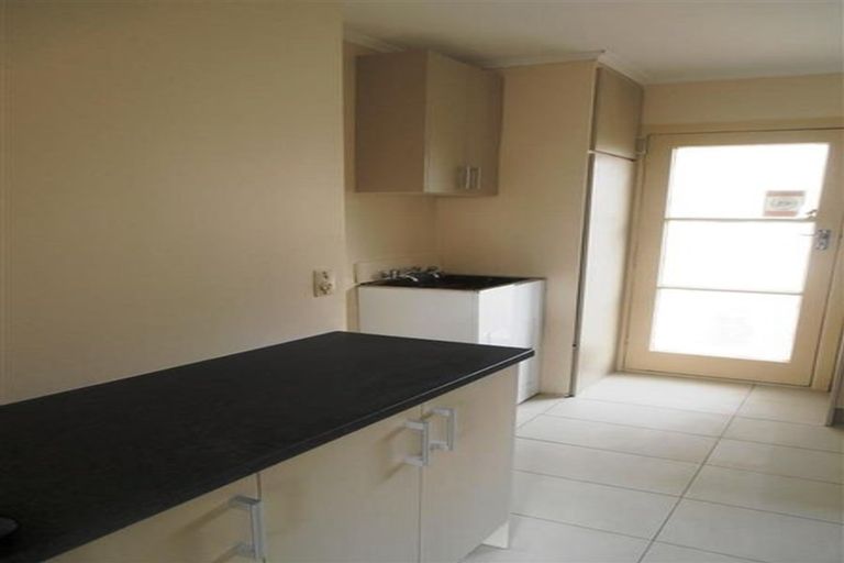 Photo of property in 1/68 Titirangi Road, New Lynn, Auckland, 0600