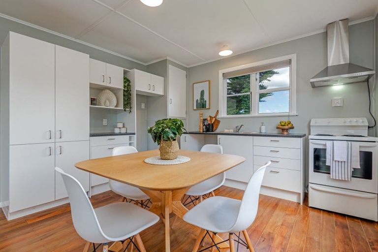 Photo of property in 41 Mclean Street, Woodville, 4920