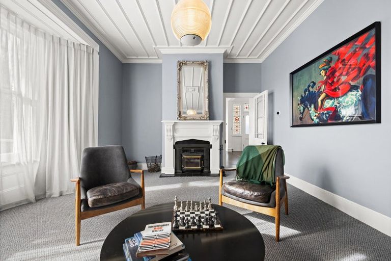 Photo of property in 15 Sealy Road, Bluff Hill, Napier, 4110