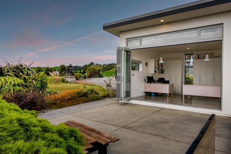 Photo of property in 11 Wilson Road, Urenui, 4375