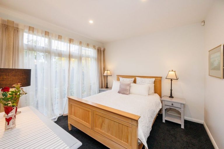 Photo of property in 42 Stewart Crescent, Hokowhitu, Palmerston North, 4410
