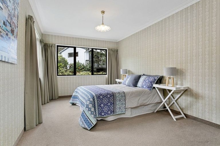 Photo of property in 3 Drayton Place, Leamington, Cambridge, 3432