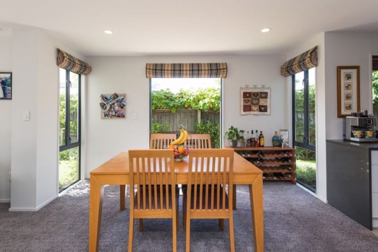 Photo of property in 38 Devonport Lane, St Albans, Christchurch, 8014