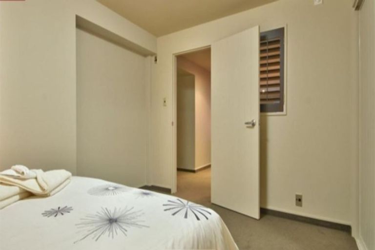 Photo of property in 5/2 Manor Place, Dunedin Central, Dunedin, 9016