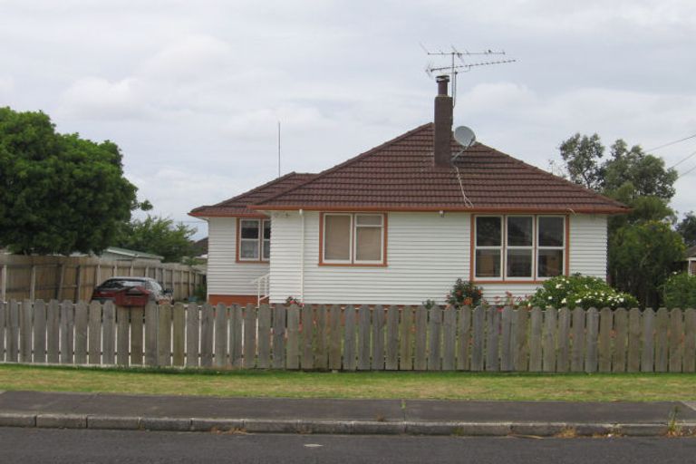 Property details for 28 Bernard Street, Mount Wellington, Auckland, 1062