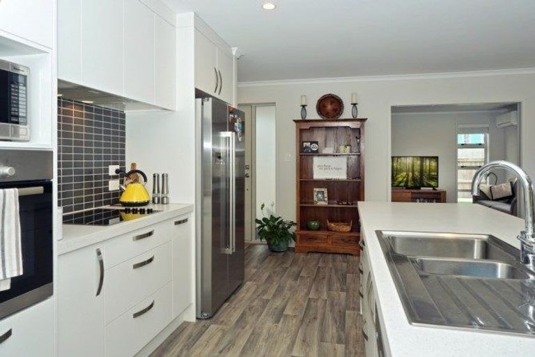 Photo of property in 12b Barrow Place, Te Puke, 3119