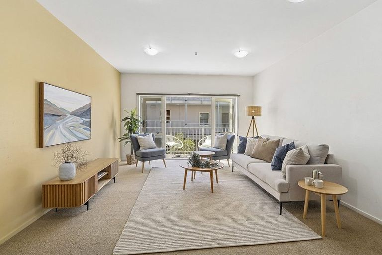 Photo of property in Luxford Villas, 114/72 Herald Street, Berhampore, Wellington, 6023