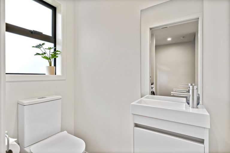 Photo of property in 2/25 Bush Street, Naenae, Lower Hutt, 5011