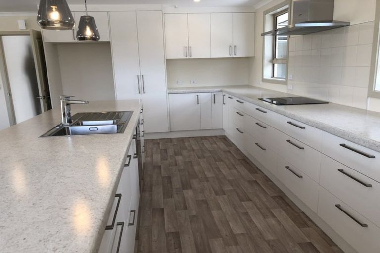 Photo of property in 5 Kinnaird Close, Alexandra, 9320