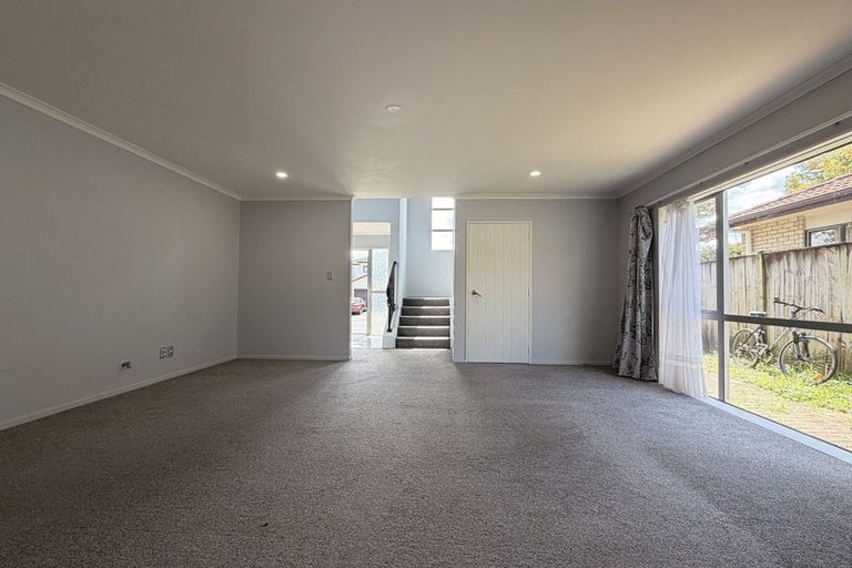 Photo of property in 41a Baverstock Road, Flat Bush, Auckland, 2016
