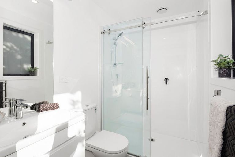 Photo of property in 7 Garfield Street, Brooklyn, Wellington, 6021