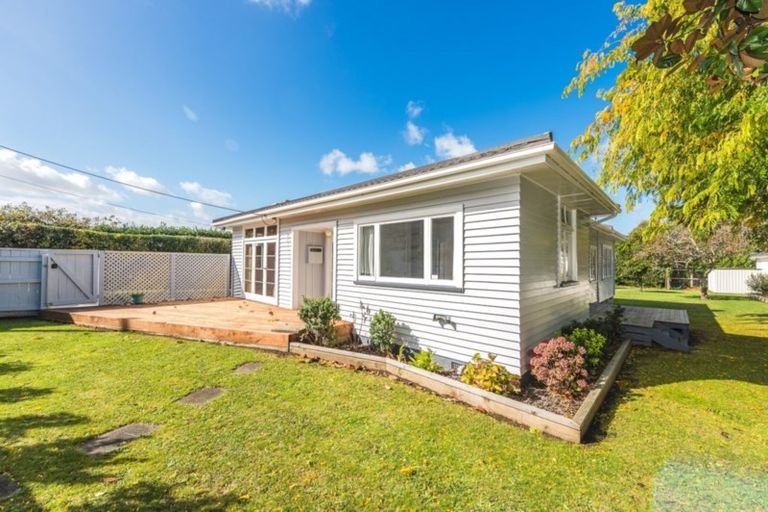 Photo of property in 93 Liverpool Street, College Estate, Whanganui, 4500