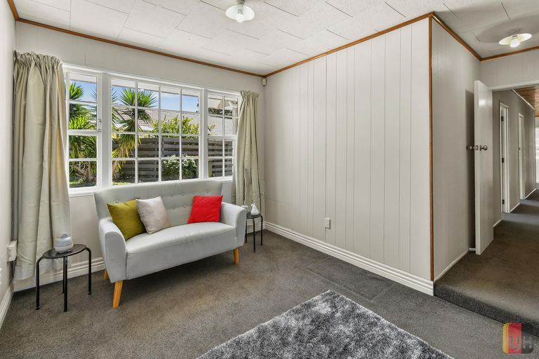 Photo of property in 320 Weymouth Road, Weymouth, Auckland, 2103